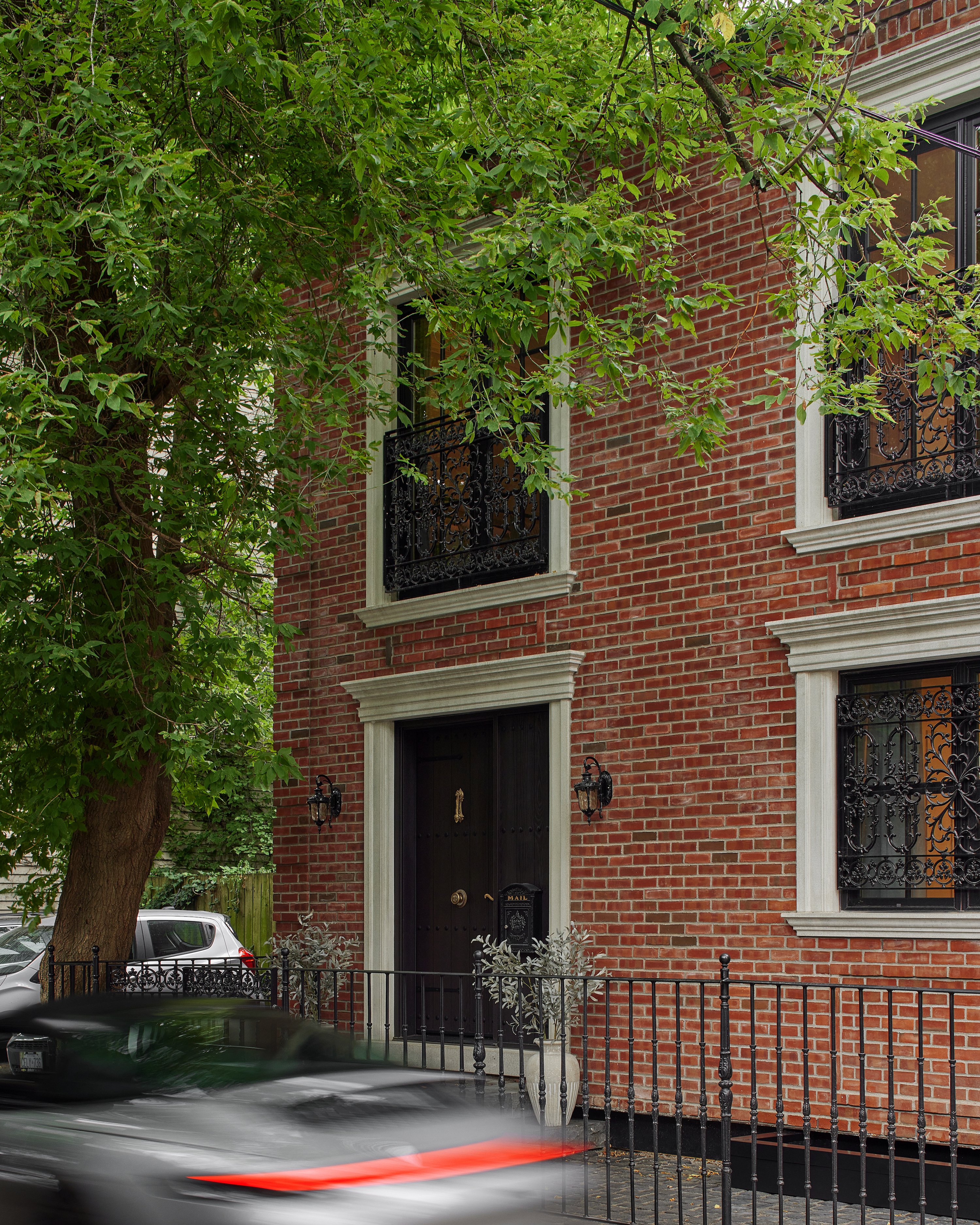 Leslieville Laneway, Toronto Interior Design